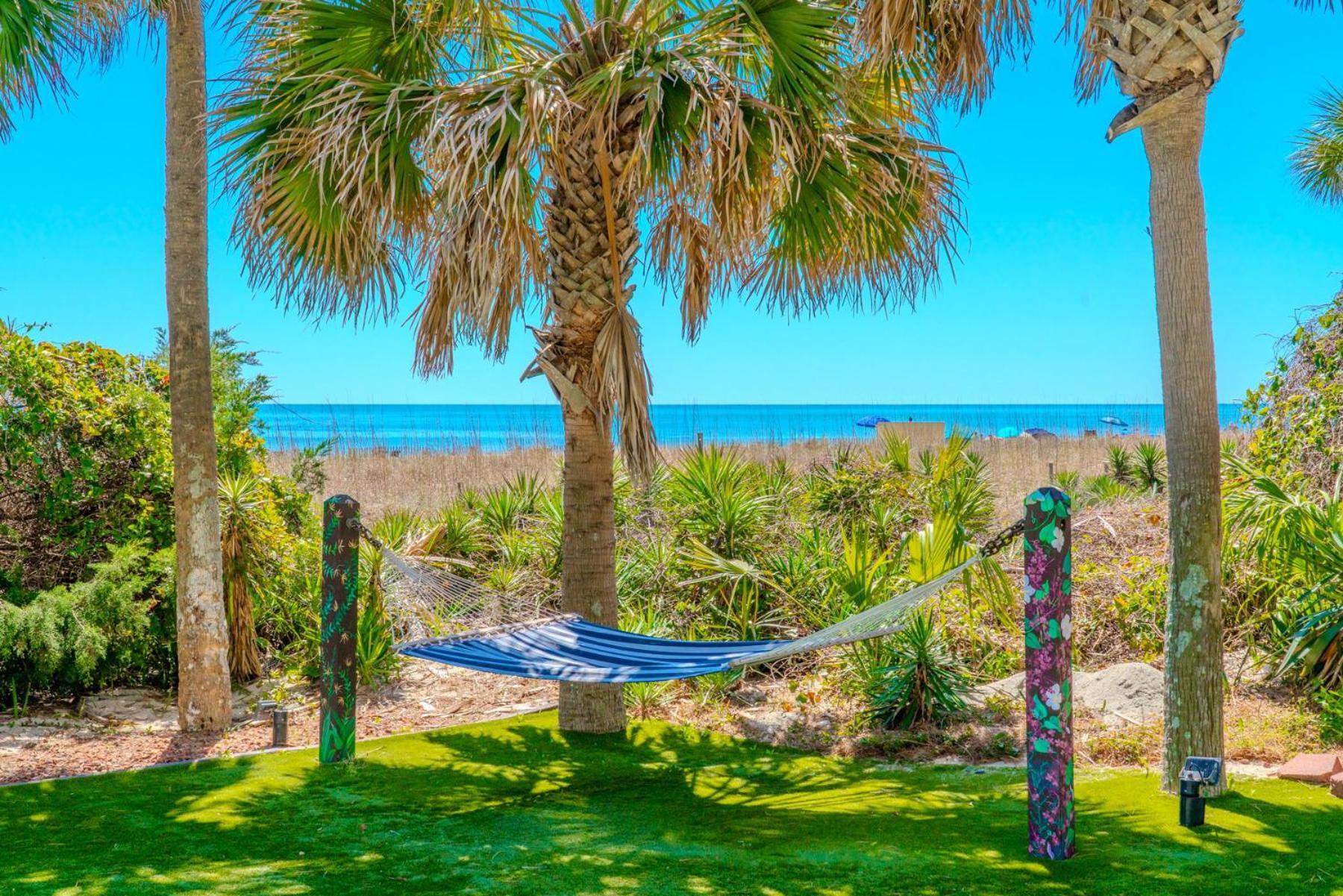 Beach Colony Ocean View Condo - 2 Bedroom, 2 Bath - Perfect For 8! Myrtle Beach Exteriör bild